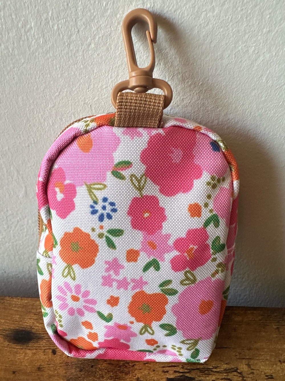 Lucky Brand Pink Floral Mini Bag Pouch Keychain Bag Charm Pink w/ Tan Trim NWOT - Picture 4 of 5